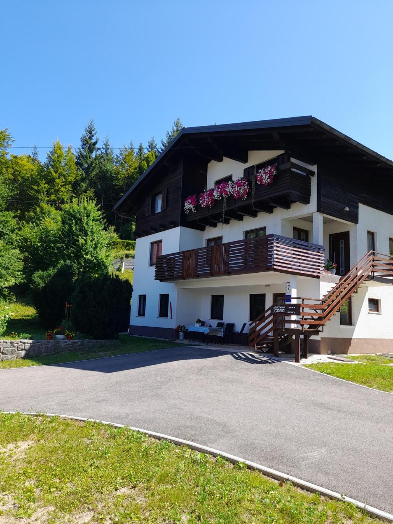 Gogo Apartman Delnice Kültér fotó