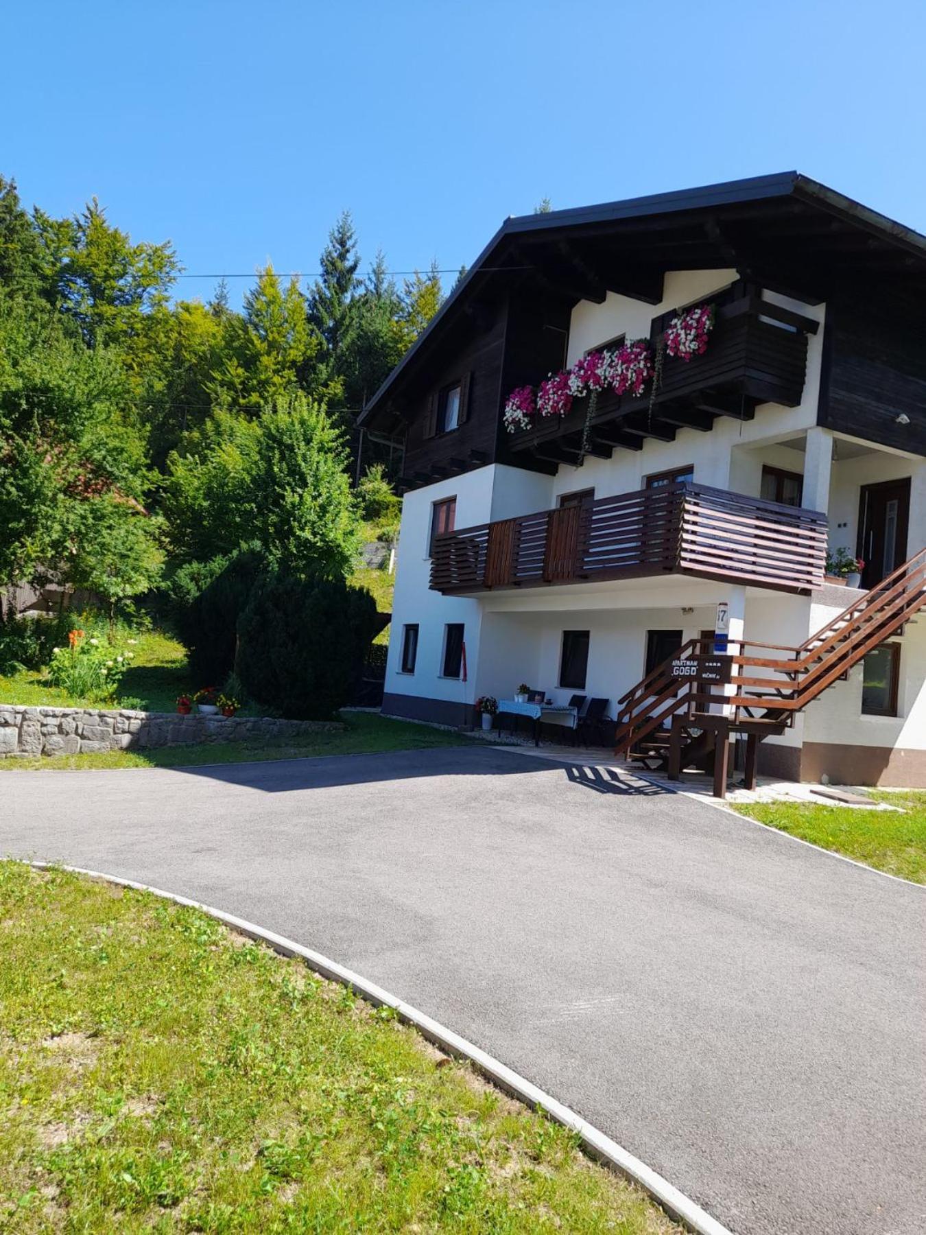 Gogo Apartman Delnice Kültér fotó